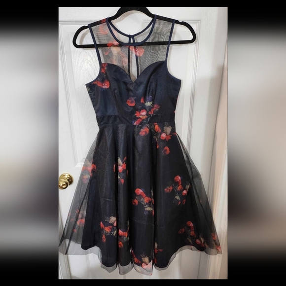 NWOT Jackie O inspired Party Dress - Picture 2 of 3